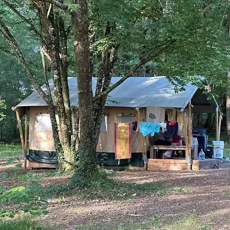 Campsite Du Bas Meygnaud Lasserre (Lot-et-Garonne)